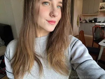 Leylacool OnlyFans Leaked Free Thumbnail Picture - #uEREPSSyja