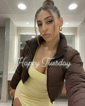 Leylamira OnlyFans Leaked Free Thumbnail Picture - #s6MXTxMNOc