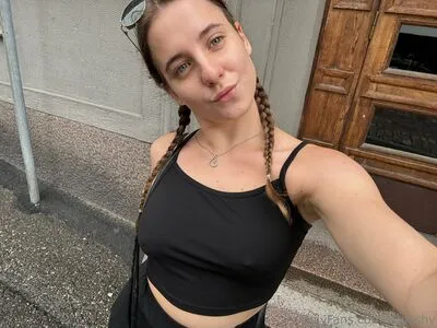 Leylashy OnlyFans Leaked Free Thumbnail Picture - #hw934fFt8r