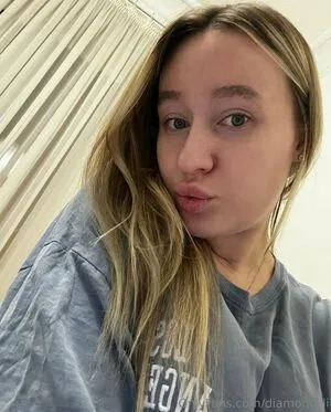 Li Bella OnlyFans Leaked Free Thumbnail Picture - #JeoBbGYCLo