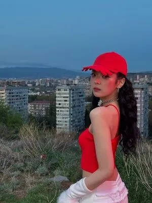 Lia Loves OnlyFans Leaked Free Thumbnail Picture - #MBEGWAtNa3