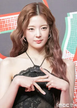 Lia Loves OnlyFans Leaked Free Thumbnail Picture - #USS2rp9JB6
