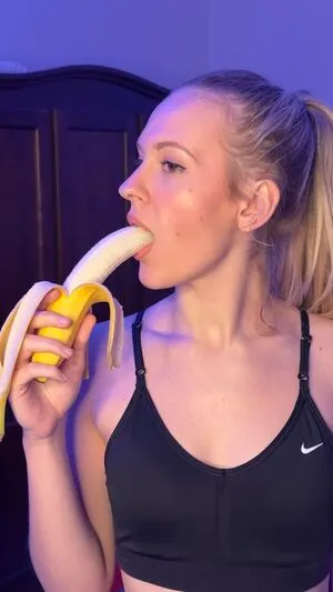 Lia Sinclair OnlyFans Leaked Free Thumbnail Picture - #N8BiaJg9Pd