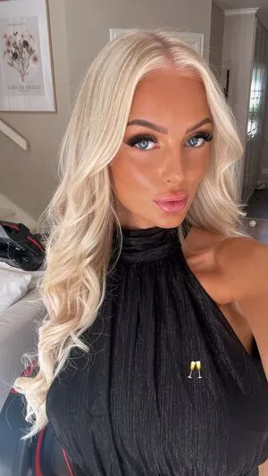 Liaarntzen OnlyFans Leaked Free Thumbnail Picture - #4aXodfwbJF