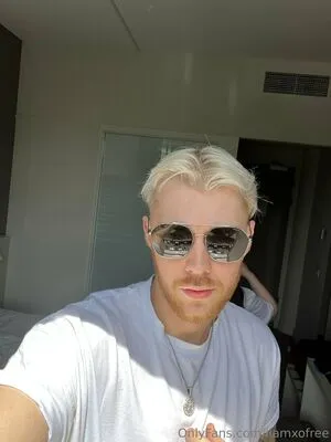 Liamxofree OnlyFans Leaked Free Thumbnail Picture - #MJfwnvD3Vc