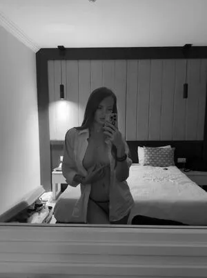 Liana Fox OnlyFans Leaked Free Thumbnail Picture - #1OHclG5G32
