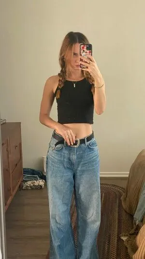 Liana Liberato OnlyFans Leaked Free Thumbnail Picture - #2Rze9zyybi