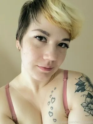 Liana Thegeek OnlyFans Leaked Free Thumbnail Picture - #64JibyaSX2