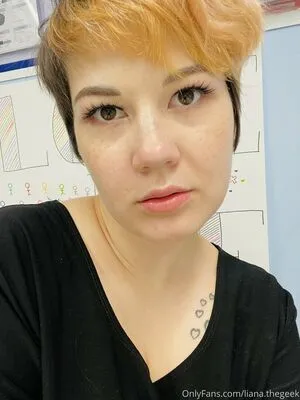 Liana Thegeek OnlyFans Leaked Free Thumbnail Picture - #ByD1syRuaD