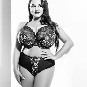 Liana OnlyFans Leaked Free Thumbnail Picture - #k15scHFLlt