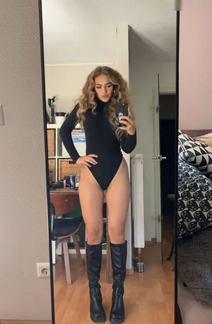 Lianadaria OnlyFans Leaked Free Thumbnail Picture - #0gWnPnekm8