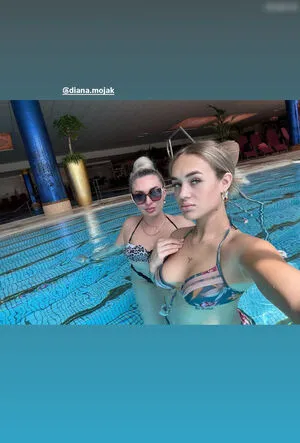 Lianadaria OnlyFans Leaked Free Thumbnail Picture - #2oit9q6Zn7