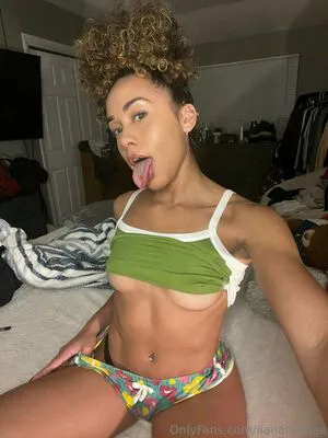 Lianamariee OnlyFans Leaked Free Thumbnail Picture - #GjGvVUaQem