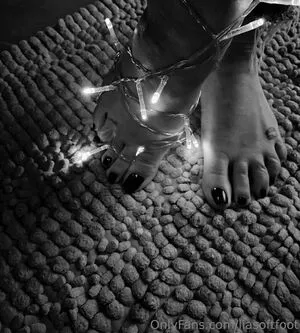 Liasoftfoot OnlyFans Leaked Free Thumbnail Picture - #2CDbb6hu7s