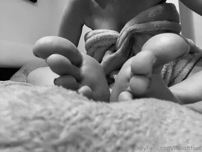 Liasoftfoot OnlyFans Leaked Free Thumbnail Picture - #ZM3VneZCUX