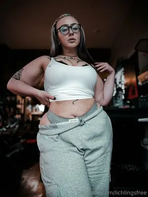 Lichlingsfree OnlyFans Leaked Free Thumbnail Picture - #iJD8dV1891
