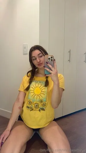 Lifeispeachyyy OnlyFans Leaked Free Thumbnail Picture - #ktnw0KT5OQ