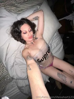 Lifeisshort123 OnlyFans Leaked Free Thumbnail Picture - #mnYLwAxcUN