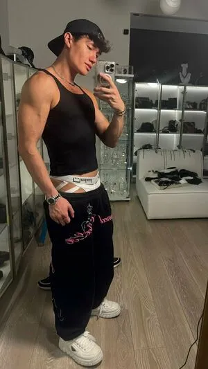 Lifeofalexjames OnlyFans Leaked Free Thumbnail Picture - #RIZMfS0Hg2