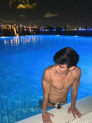 Lifeofalexjames OnlyFans Leaked Free Thumbnail Picture - #X28NCoMaLt