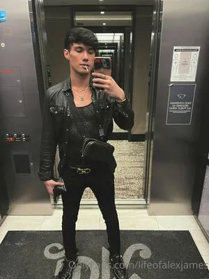 Lifeofalexjames OnlyFans Leaked Free Thumbnail Picture - #eyDMmimfFv