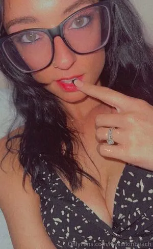 Lifesafkinbeach OnlyFans Leaked Free Thumbnail Picture - #dTEfU0ZpSy