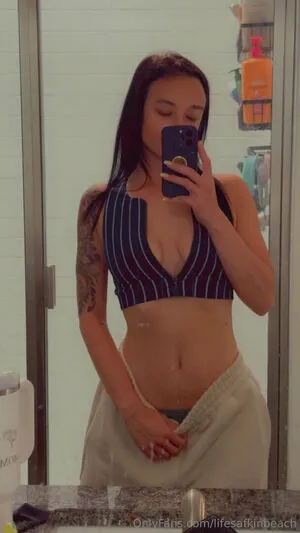Lifesafkinbeach OnlyFans Leaked Free Thumbnail Picture - #pdiTVW5wGg
