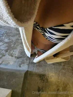 Lifewith Iu OnlyFans Leaked Free Thumbnail Picture - #L2ZqYSMZZF