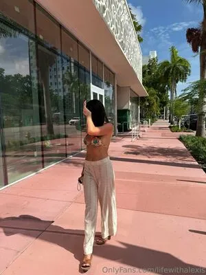 Lifewithalexis OnlyFans Leaked Free Thumbnail Picture - #VADrf6qi6m