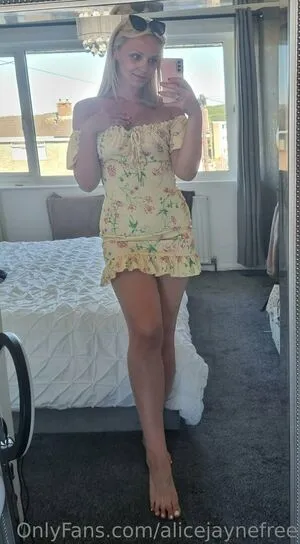Lifewithalicejayne OnlyFans Leaked Free Thumbnail Picture - #f6AueYiEB5