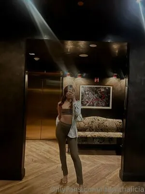 Lifewithalicia OnlyFans Leaked Free Thumbnail Picture - #aeOliq2ySD