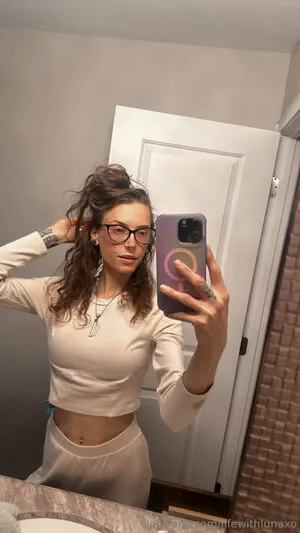 Lifewithlunaxo OnlyFans Leaked Free Thumbnail Picture - #agP9A3cvuN