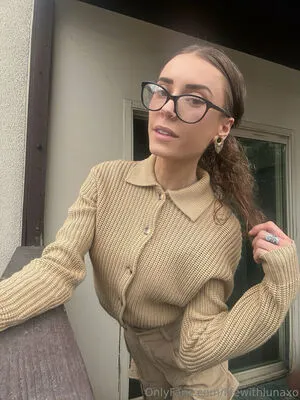 Lifewithlunaxo OnlyFans Leaked Free Thumbnail Picture - #dsYy809Hjr
