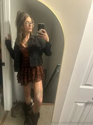 Lifewithlunaxo OnlyFans Leaked Free Thumbnail Picture - #yqY7p8WP9u