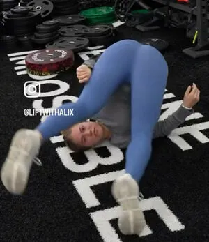 Liftwithalix OnlyFans Leaked Free Thumbnail Picture - #amNca15Lsl