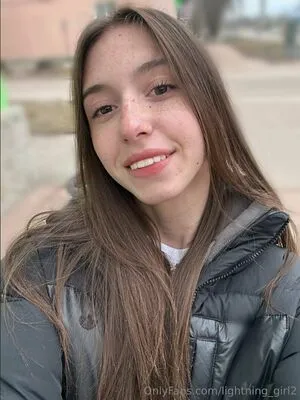 Lightning Girl2 OnlyFans Leaked Free Thumbnail Picture - #dunHJAl2E1
