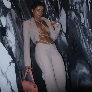 Lightskin OnlyFans Leaked Free Thumbnail Picture - #PsB7yesoMq