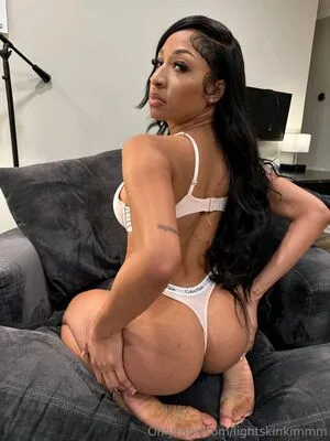 Lightskinkim OnlyFans Leaked Free Thumbnail Picture - #C7AhcKhBIY
