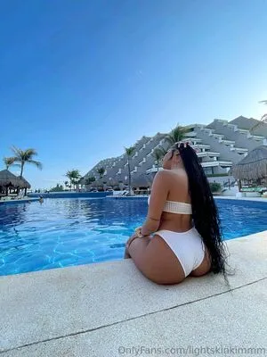 Lightskinkim OnlyFans Leaked Free Thumbnail Picture - #MwmejloOAI