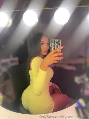 Lightskinkim OnlyFans Leaked Free Thumbnail Picture - #p97fnKaeid