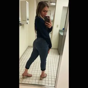 Lightweightleah OnlyFans Leaked Free Thumbnail Picture - #c6jb59y8oT