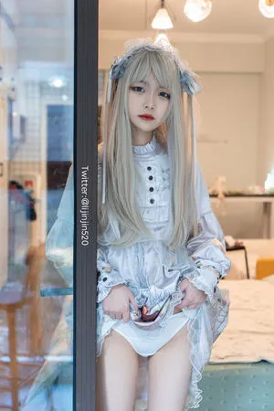 Lijinjin520 OnlyFans Leaked Free Thumbnail Picture - #1oYe9n3pJN