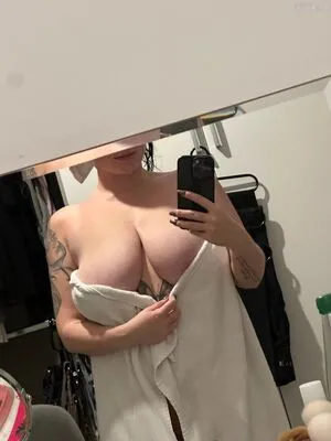 likeboobs OnlyFans Leaked Free Thumbnail Picture - #zljwhi595V