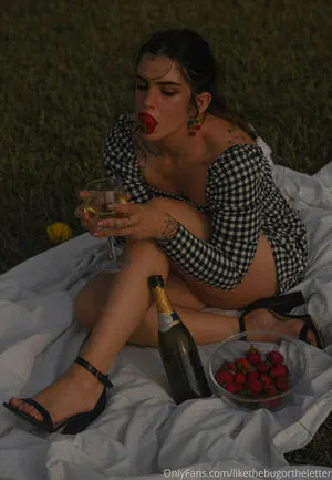 Likethebugortheletter OnlyFans Leaked Free Thumbnail Picture - #VBkDzwcgw2