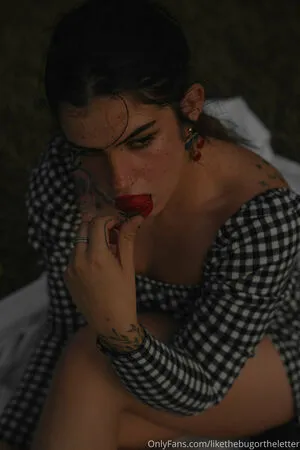 Likethebugortheletter OnlyFans Leaked Free Thumbnail Picture - #WHknphBjed