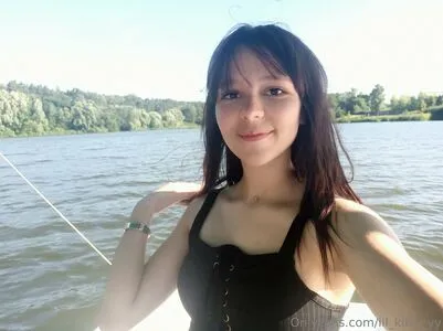 Lil Kitty Yy OnlyFans Leaked Free Thumbnail Picture - #a5FsKiSAEy