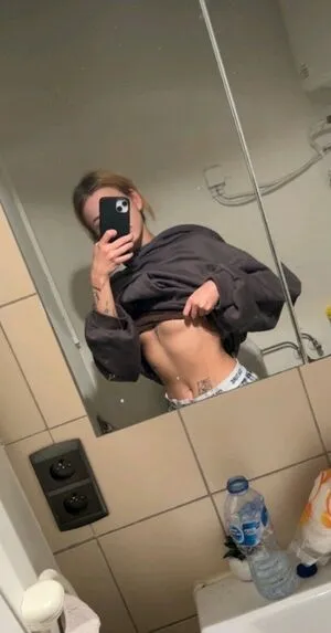 Lil Lau OnlyFans Leaked Free Thumbnail Picture - #8xph4dZnk8