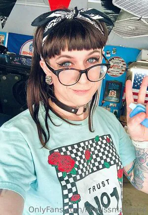 Lil Missmaverick OnlyFans Leaked Free Thumbnail Picture - #iSQOSlUgvJ