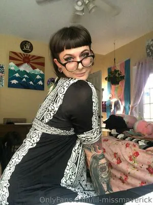 Lil Missmaverick OnlyFans Leaked Free Thumbnail Picture - #xGYN8ZU1F0