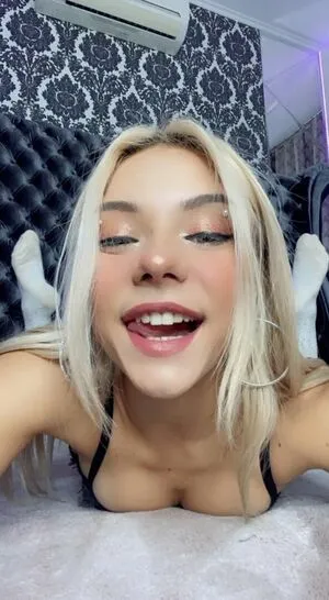 Lil Phoebe OnlyFans Leaked Free Thumbnail Picture - #CmZKyG8Dko